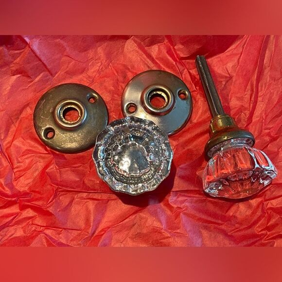 Vintage doorknobs - set of 4 - Picture 4 of 10